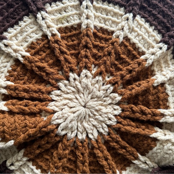 Sold Set of 2 Vintage knit decorative pillow cases - Picture 5 of 9